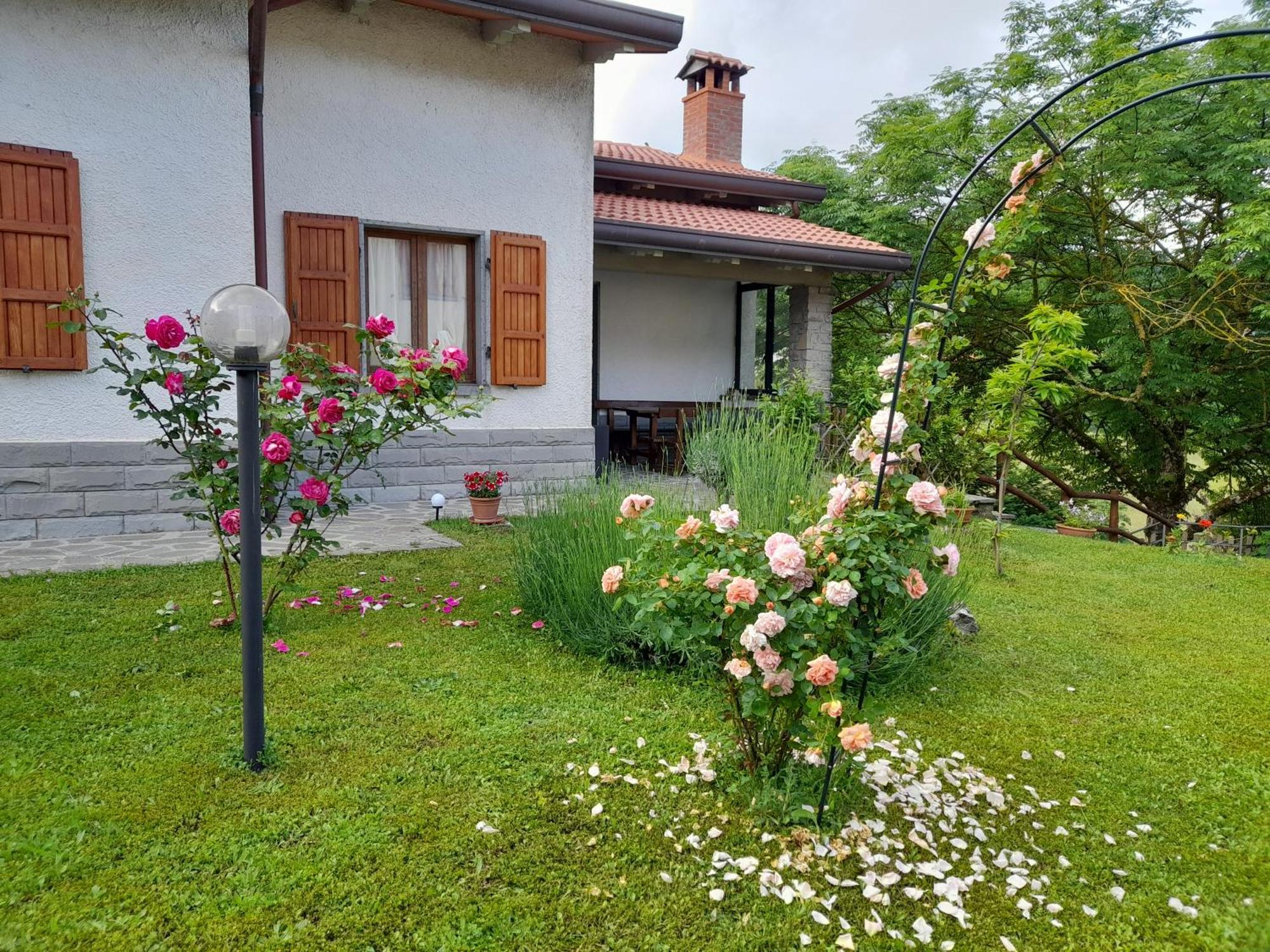 Via Del Fusato 13 Casa Carla Кьюзи-делла-Верна Номер фото